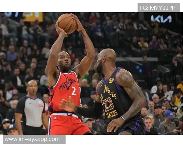 小卡全明星梦碎船媒指责老詹连续两年影响快船球员资格